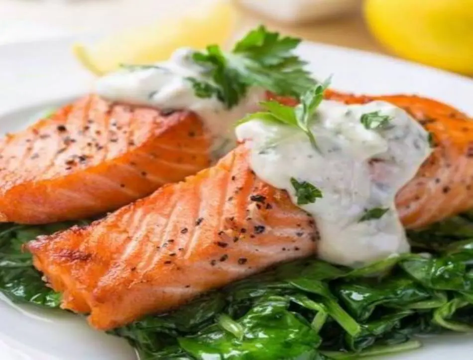 Jedz tłuste ryby, owoce morza i grzyby Jedz tłuste ryby, owoce morza i grzyby