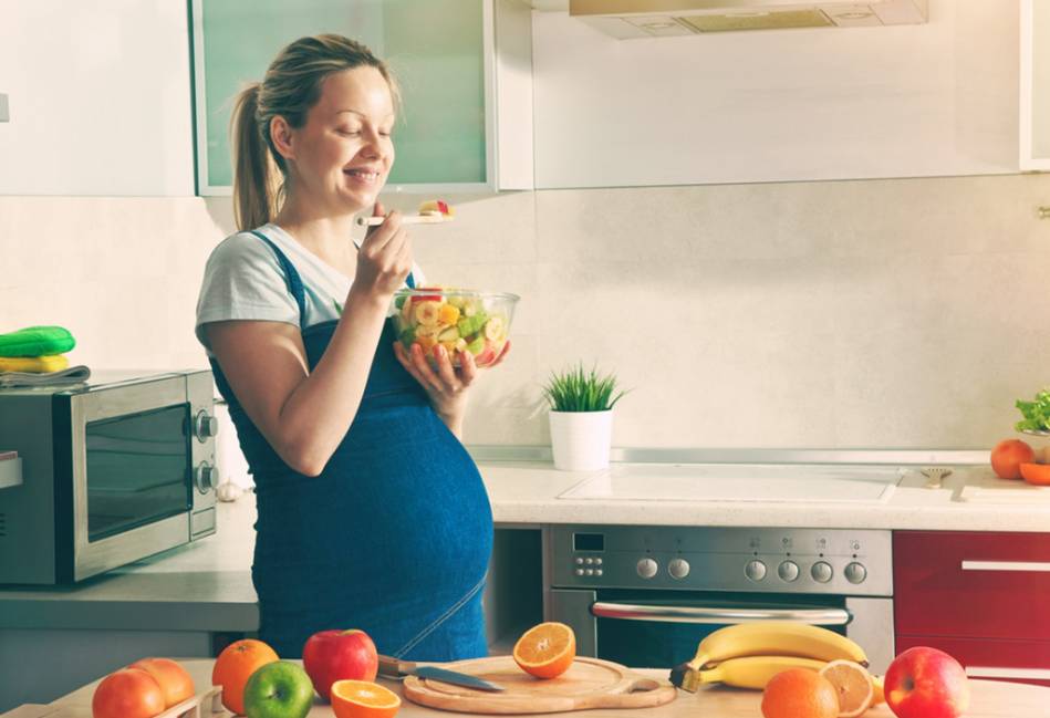 Bardzo ważna jest odpowiednia dieta w czasie ciąży. 